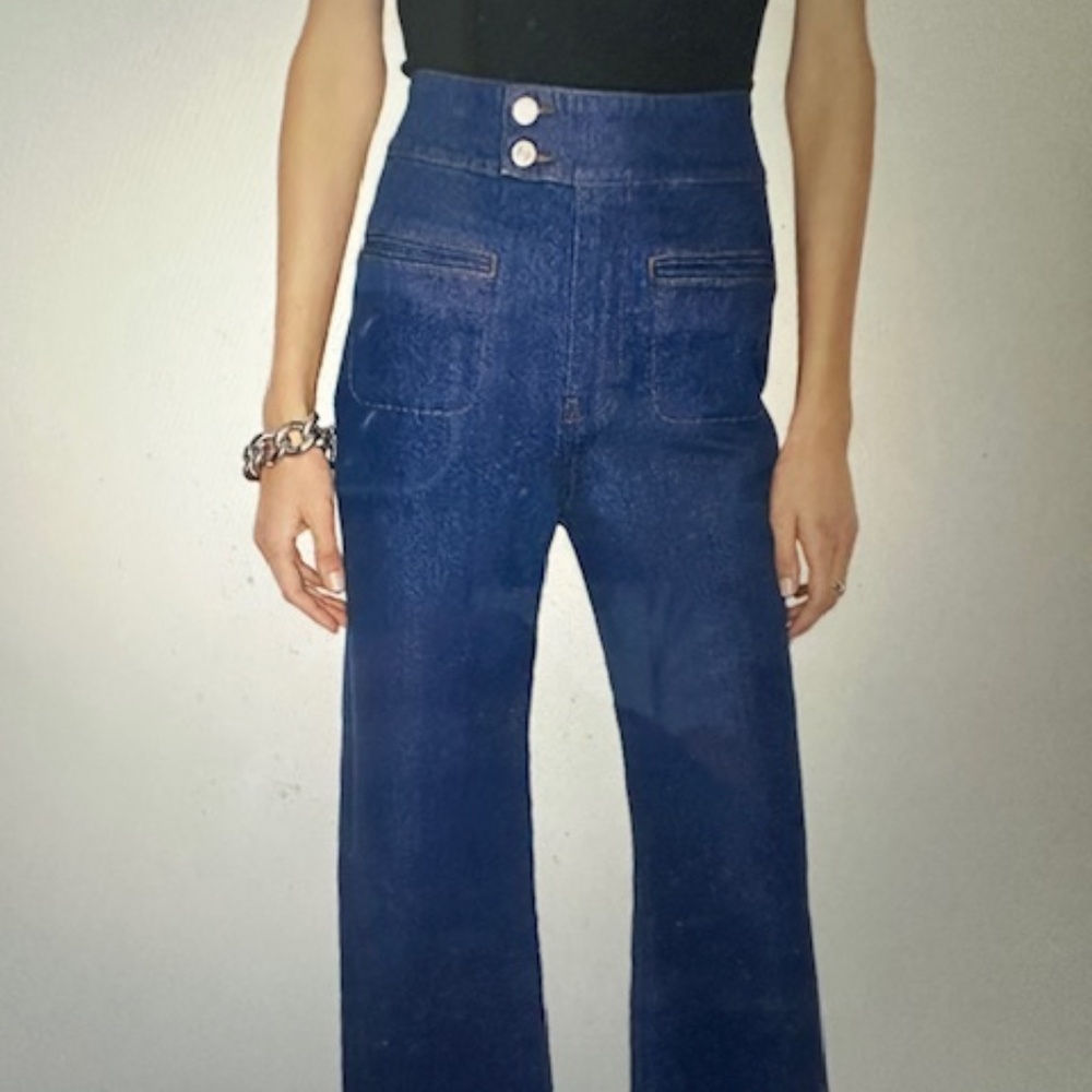 Frame Le Hardy High Rise Wide Leg jeans in Adele in size 26--great deal!